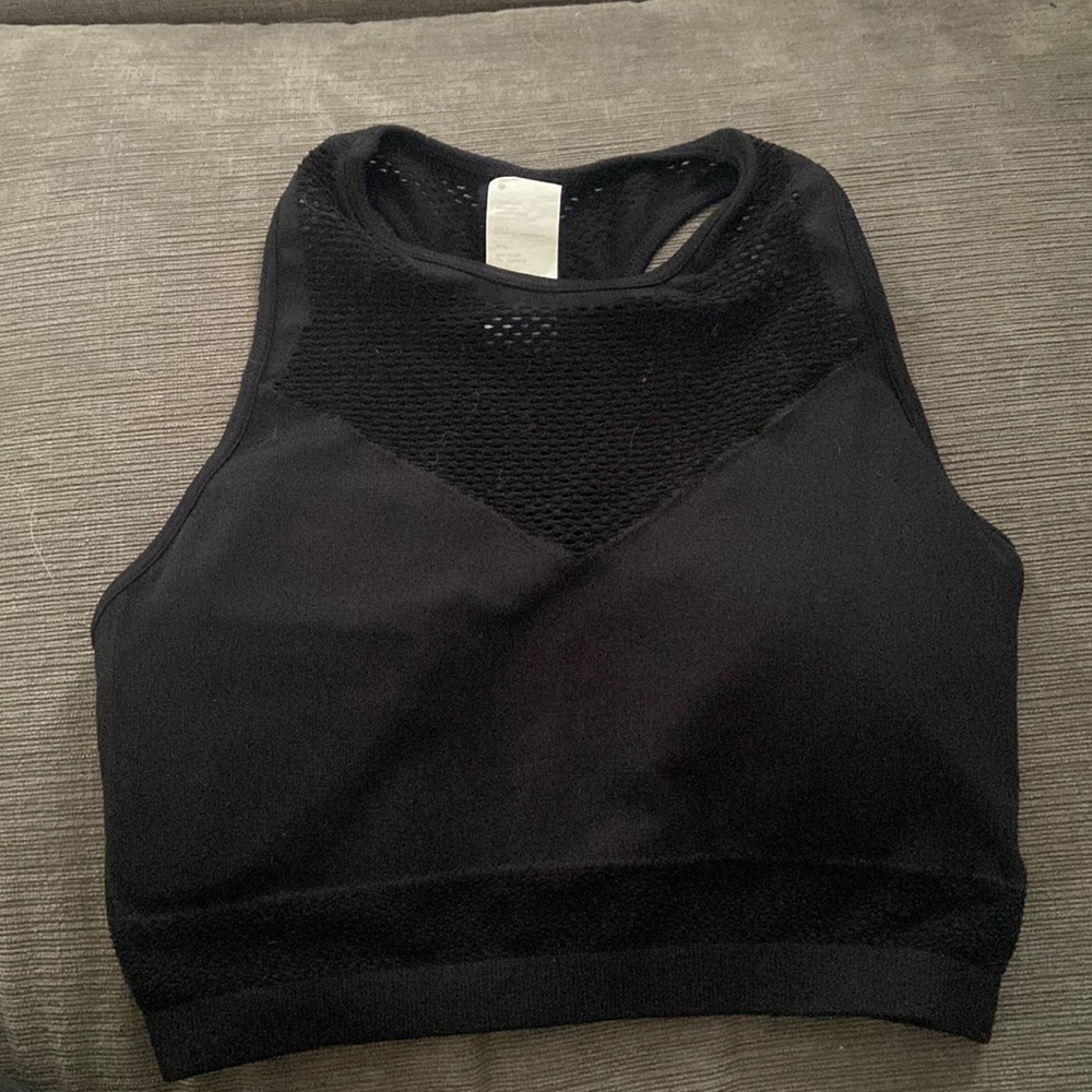 Fabletics sports bra